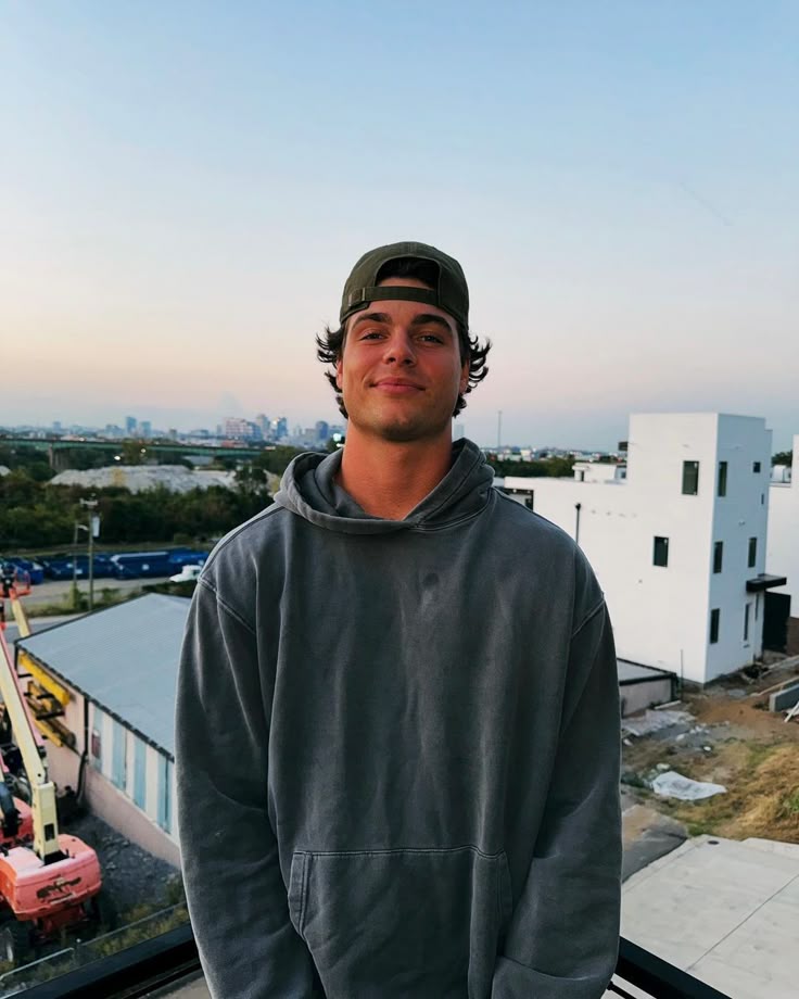 files/Fisher_Perry_fisher_perry_Instagram_photos.jpg